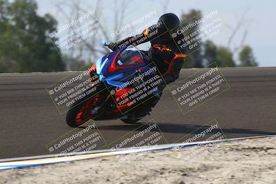 media/Nov-02-2025-Lets Ride (Sun) [[f7a3caa734]]/C Group/1140am (Turn 2 Inside)/